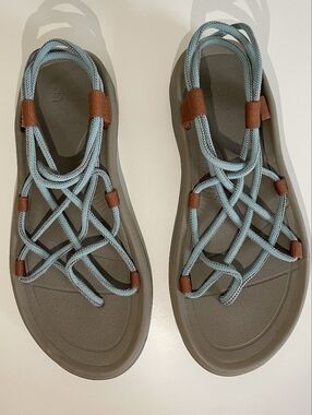 Teva Light Blue Rope-Strap Sandals with Brown Accents Size 11